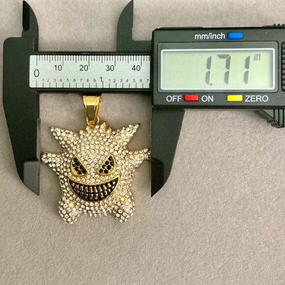 Brand New- Iced GENGAR Pokémon Pendant Medium -Gold & Black - Picture 10 of 10